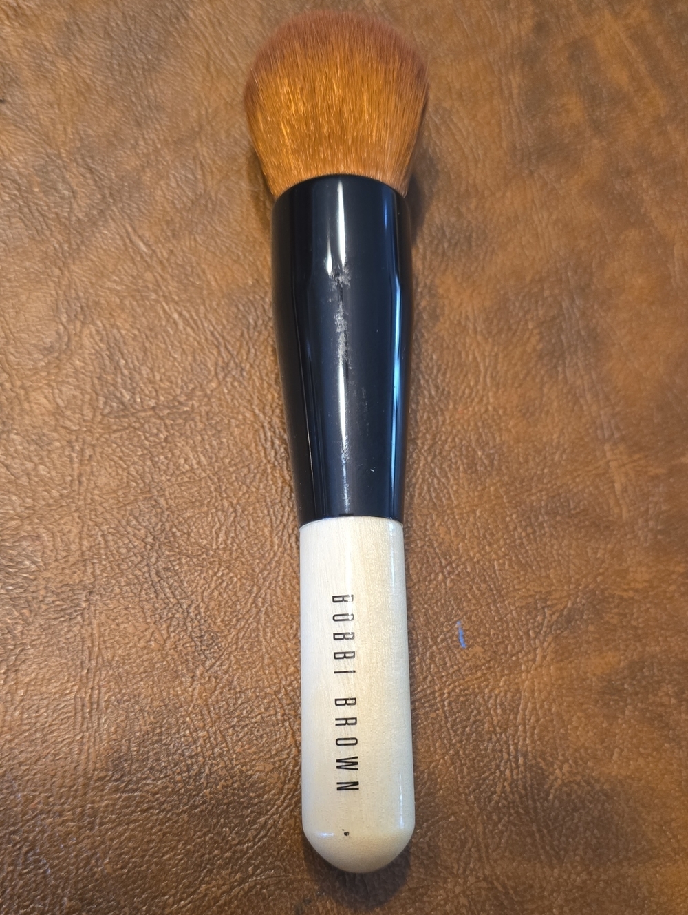 Bobbi Brown Full Coverage Face Brush